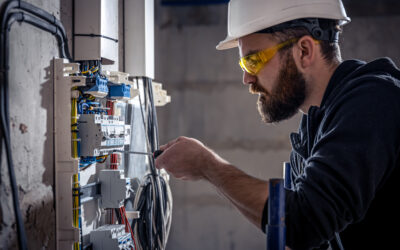 Ottimizzare le Risorse, Strategie di Manutenzione per Impianti Elettrici e Idroelettrici